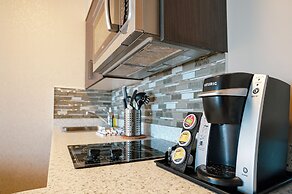 Fairfield Inn & Suites by Marriott Airdrie