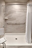 Fairfield Inn & Suites by Marriott Airdrie