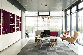 Moxy Frankfurt Airport