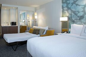 Courtyard by Marriott New York Queens/Fresh Meadows