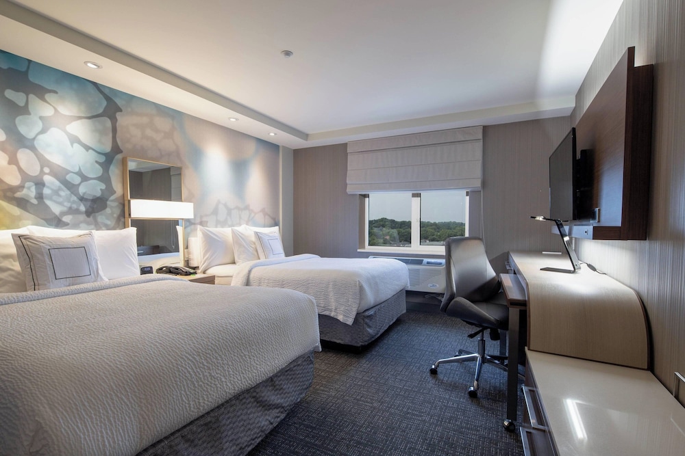 Courtyard by Marriott New York Queens/Fresh Meadows