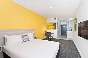 ValueSuites Green Square