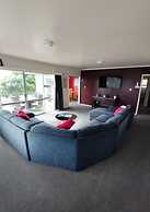 Waitangi Beach House