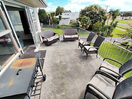Waitangi Beach House