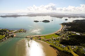 Waitangi Beach House
