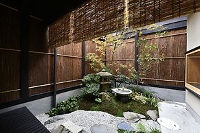 Kuraya Kamigojo-cho
