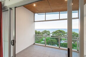 Spinnakers by Rockingham Apartments