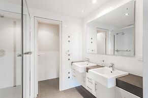 Spinnakers by Rockingham Apartments