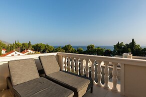 Villa Mediterranea