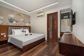 Delicate Hotel