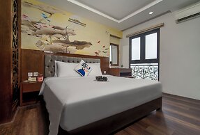 Delicate Hotel