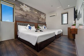 Delicate Hotel