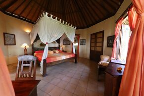 Felicianas Resort