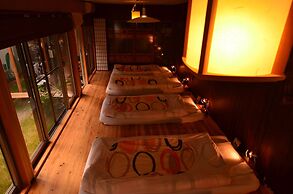 Colours - Hostel