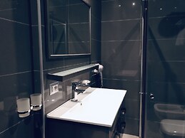 Hotel Kompleksi Arifi