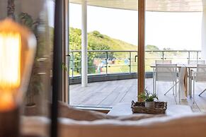 The Sands - Sea Front Apartments