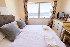 The Sands - Sea Front Apartments