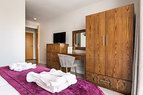 The Sands - Sea Front Apartments