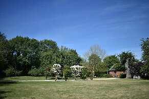 At the Farmhouse Hunters Hall