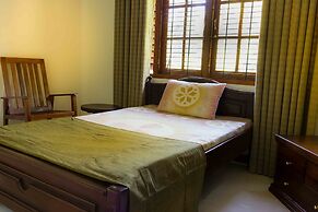 AA Circuit bungalow