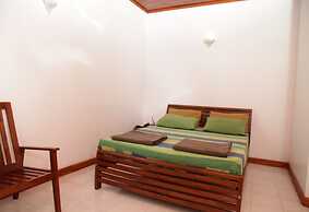 AA Circuit bungalow