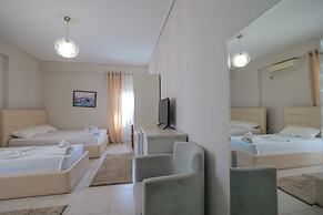 Hotel Sunrays