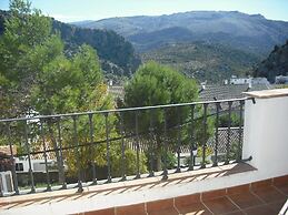 Apartamentos Sierra del Hacho