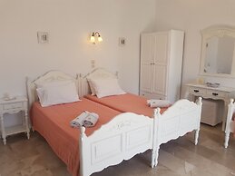 Eleana Studios