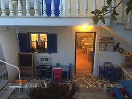 Eleana Studios