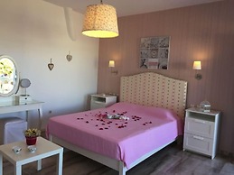 Eleana Studios