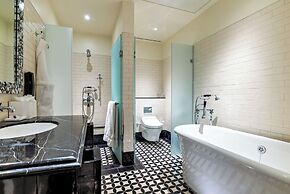 The Lalit London