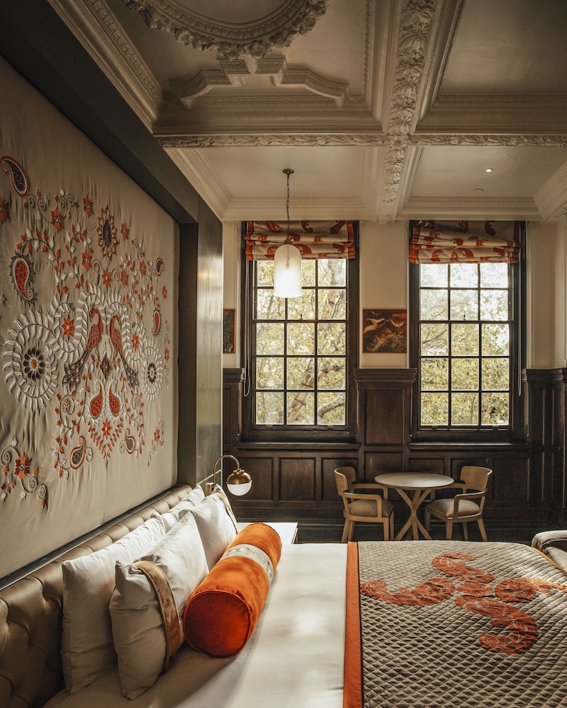 The Lalit London