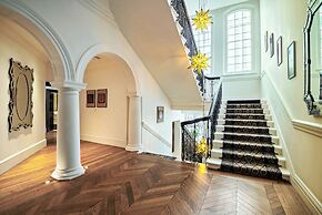 The Lalit London