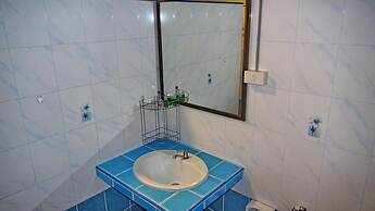 Aliyah Garden House