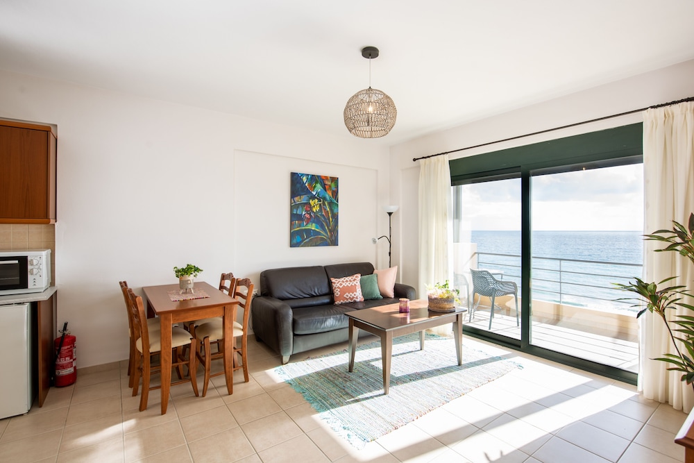 Portela Suites Kastri