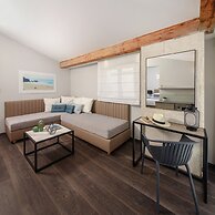 Gava Waterman Milna Resort