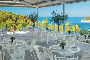 Gava Waterman Milna Resort
