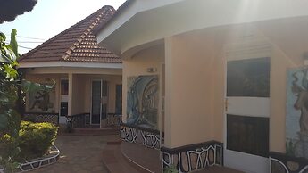 Phenicia Motel