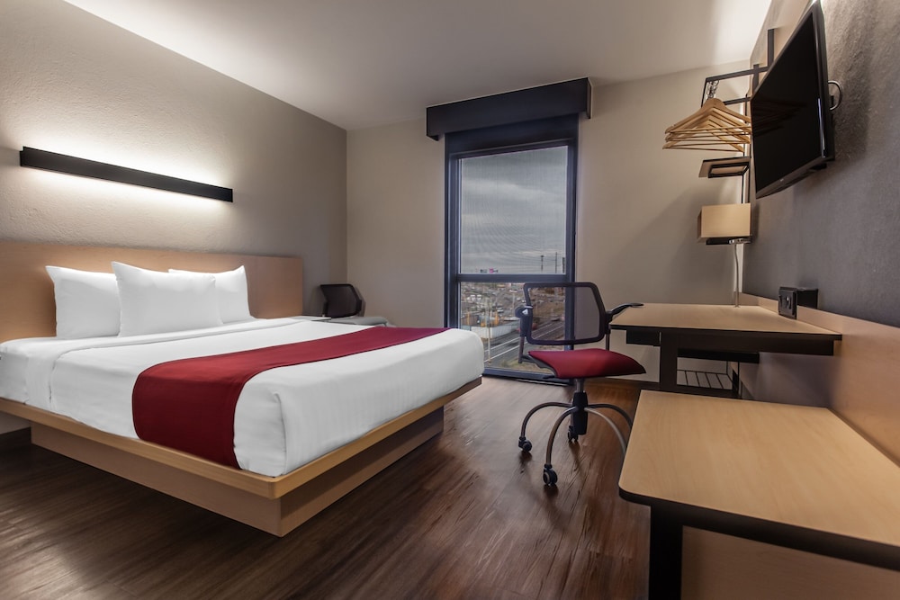 City Express by Marriott Celaya Galerias