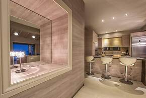 Avra Luxury Villa
