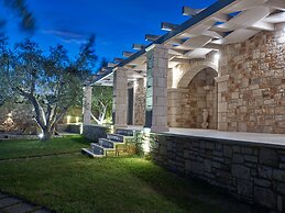 Avra Luxury Villa