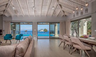 Avra Luxury Villa