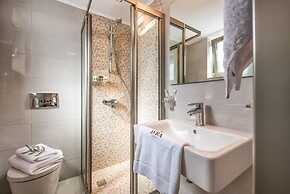 Avra Luxury Villa
