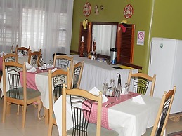 J Residence Motel Entebbe