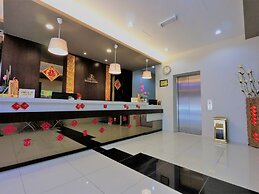 Royale Hotel
