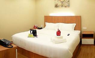 Royale Hotel