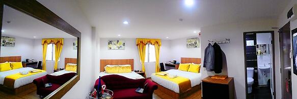 Royale Hotel