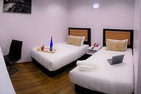 Royale Hotel