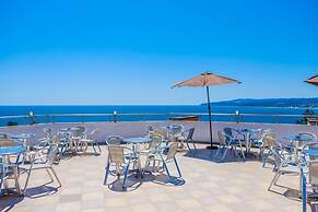 Hotel Vemara Club