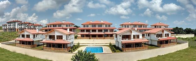 Hotel Vemara Club